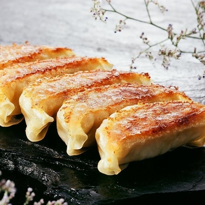 Frozen Green Pastry 1kg Weight 24 Month Shelf Life Sushi with Shrimp Chicken and Duck